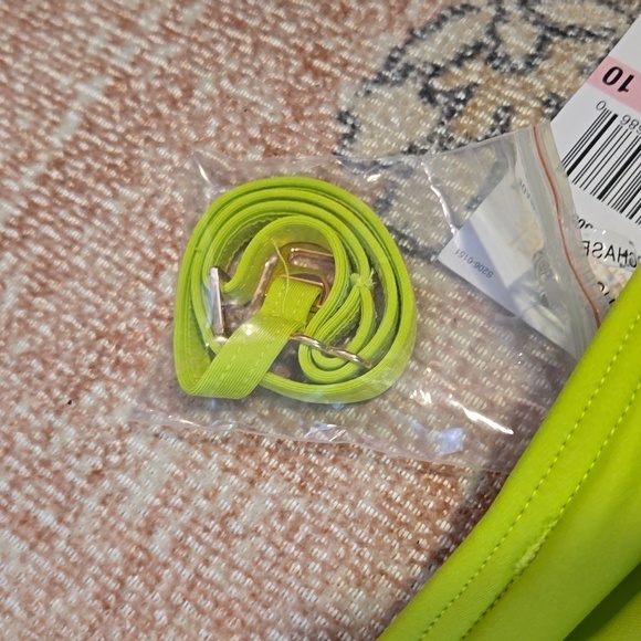 Michael Kors Lime One Shoulder Full Coverage One Piece Swimsuit - Size 10 - Picture 3 of 8